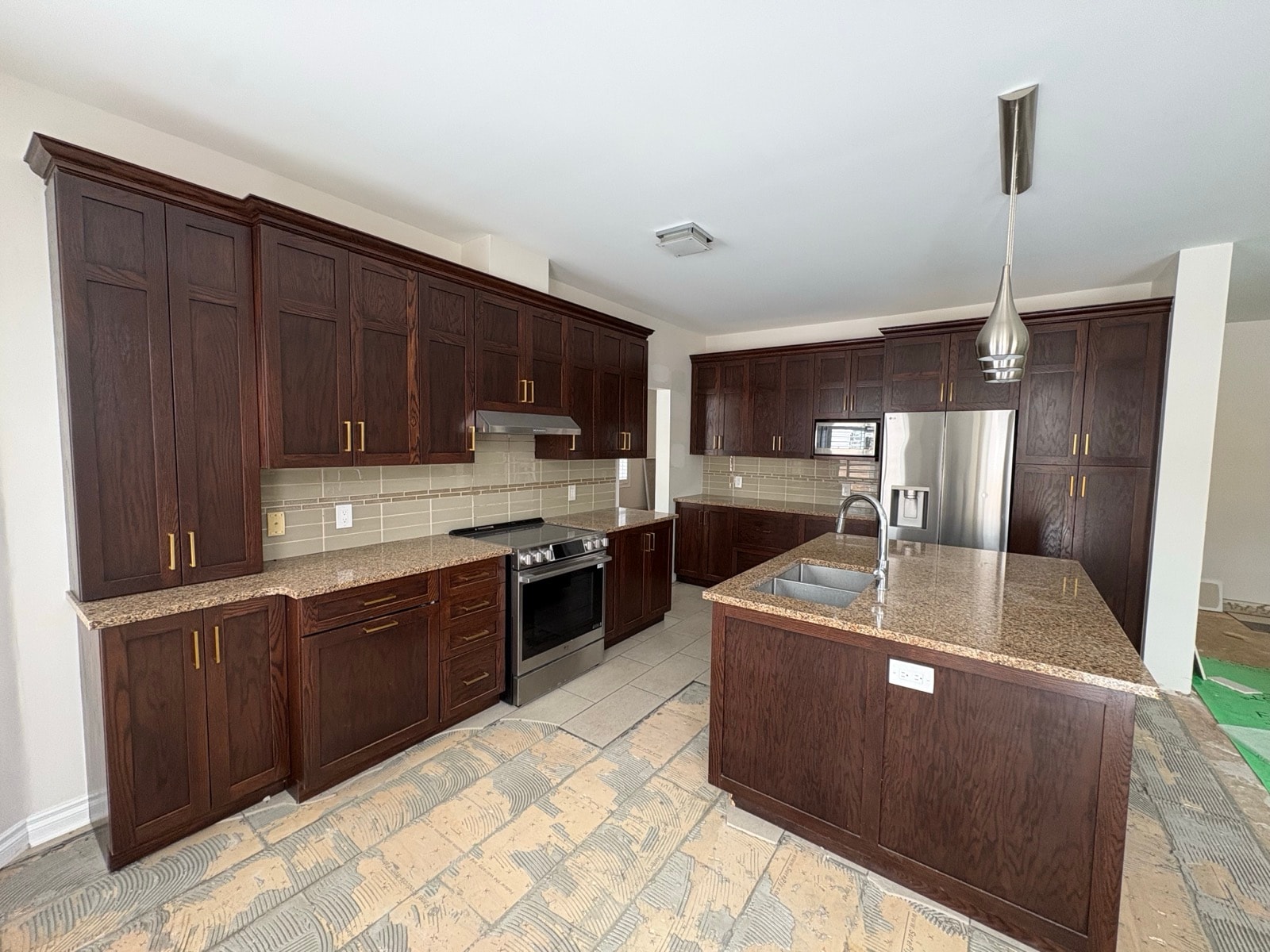 Orleans kitchen before renovation